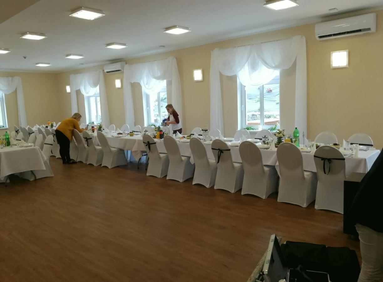 Willa Wiktoria Międzylesie Buitenkant foto